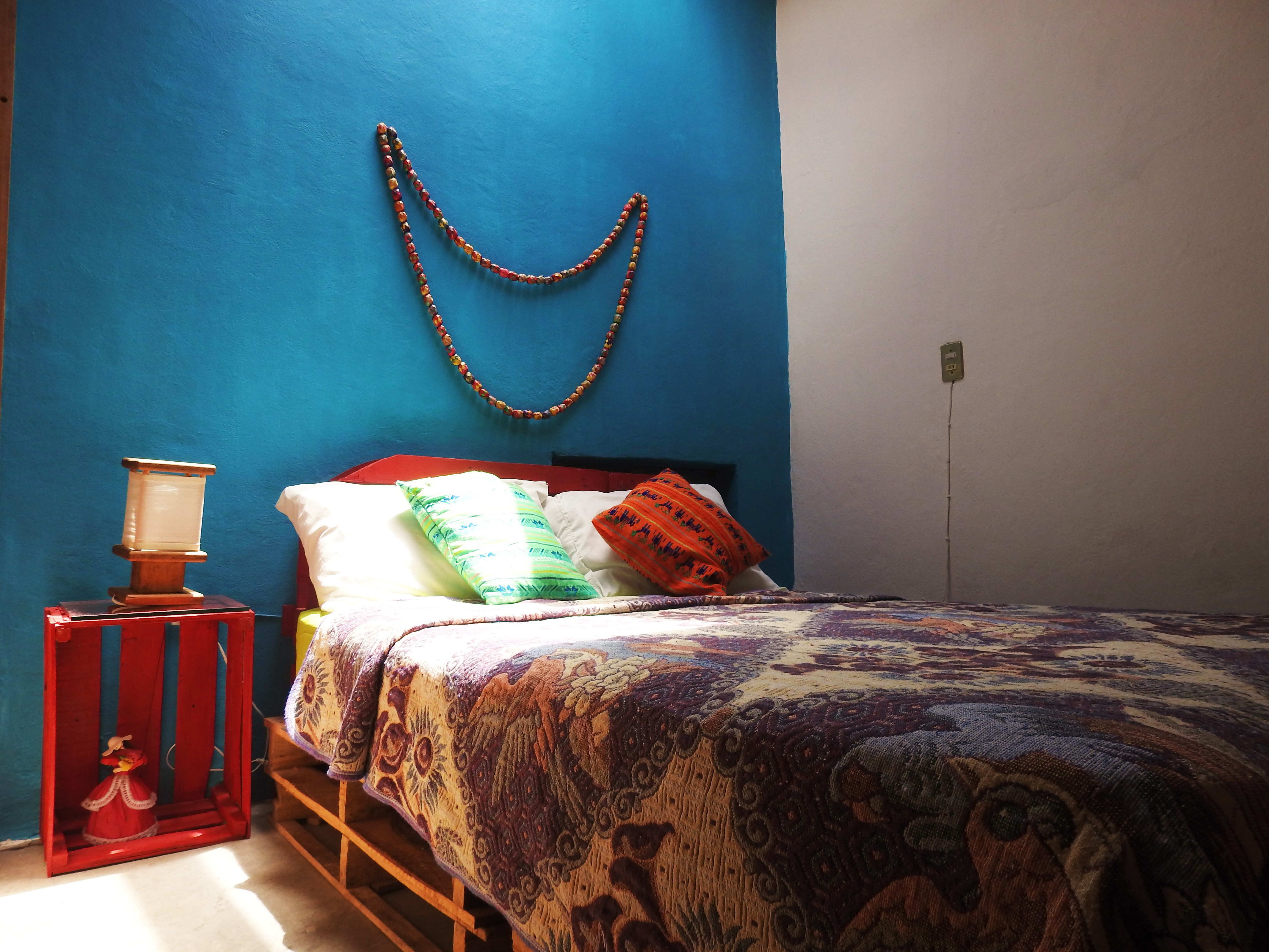 Habitación con cama matrimonial