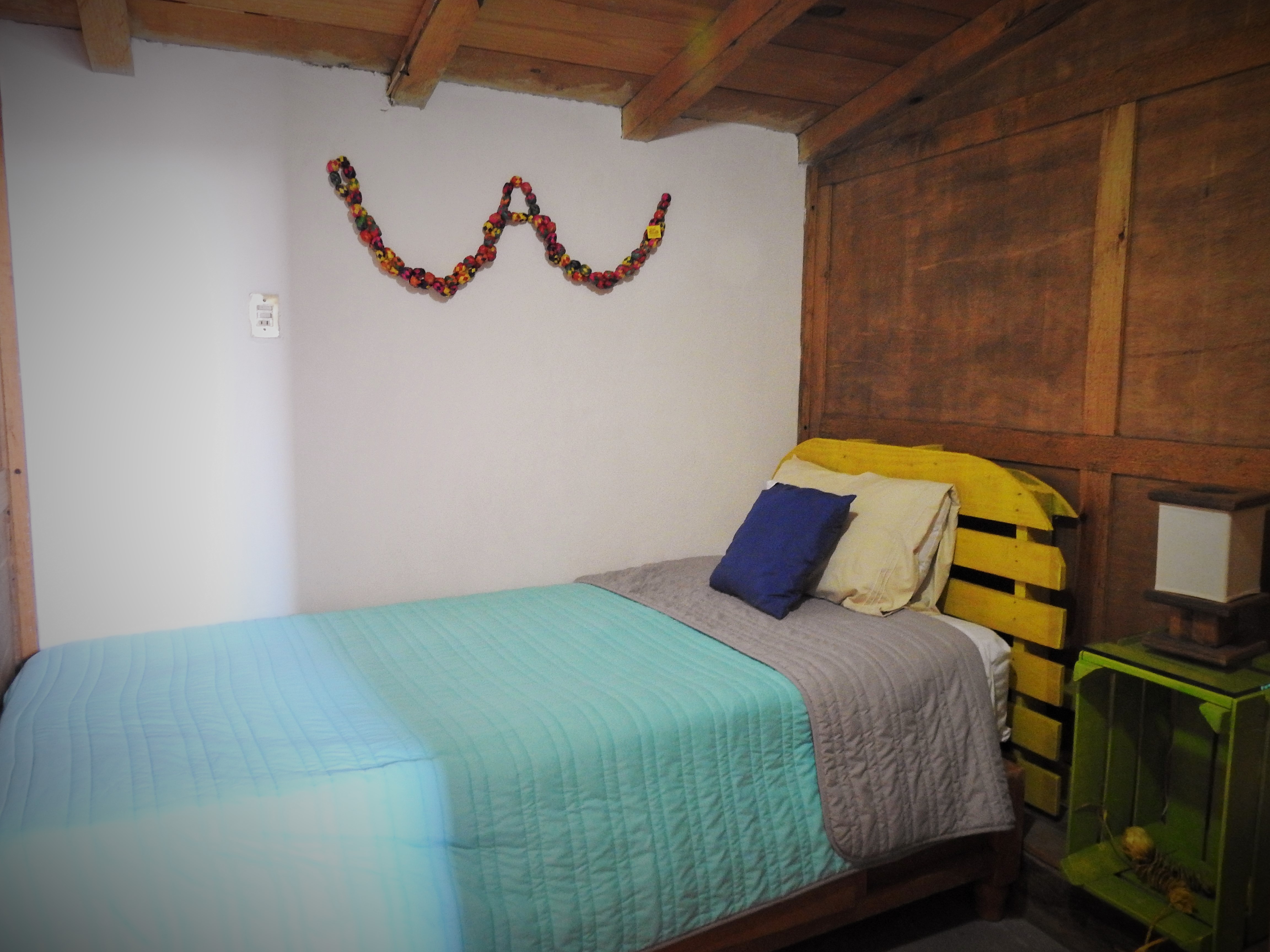 Habitación con cama individual